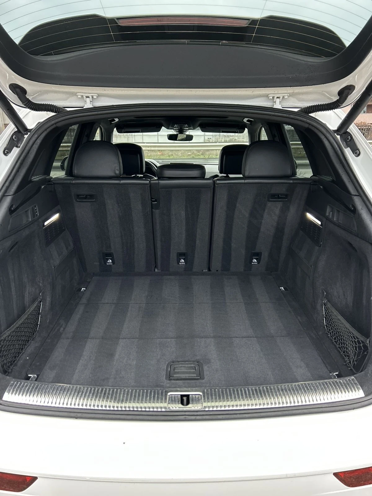 Audi SQ5 Prestige , снимка 13 - Автомобили и джипове - 54175442