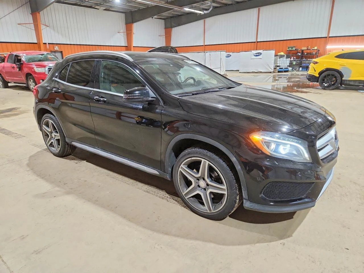 Mercedes-Benz GLA 250 4Matic, снимка 4 - Автомобили и джипове - 54569425