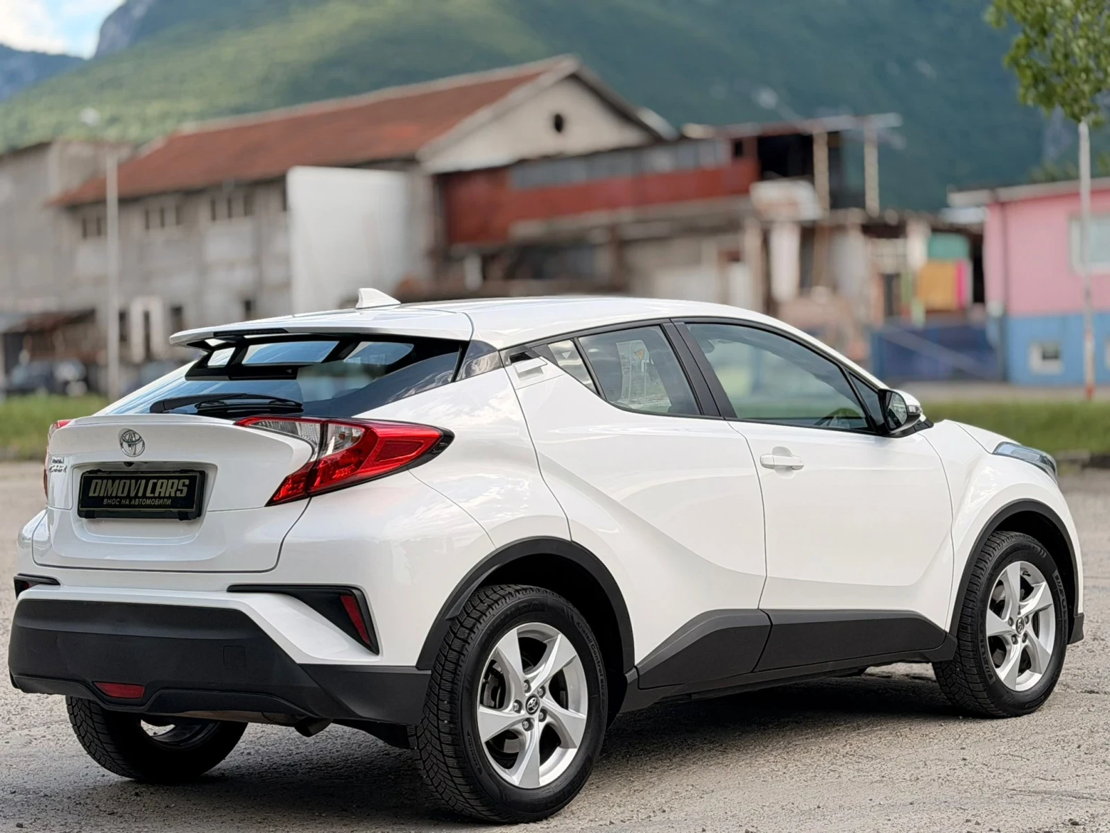 Toyota C-HR 1.2I/ДИСТРОНИК/KEYLESS/ИТАЛИЯ, снимка 5 - Автомобили и джипове - 54633026