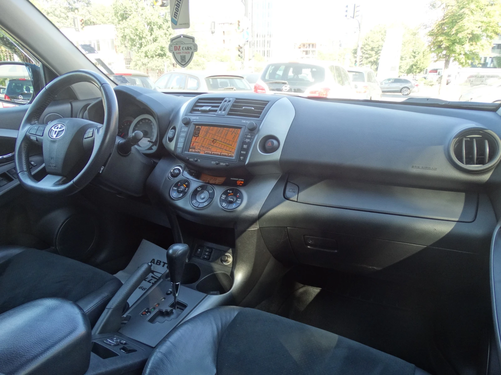 Toyota Rav4 2.2 D4D 4X4 АВТОМАТИК, снимка 13 - Автомобили и джипове - 54944973