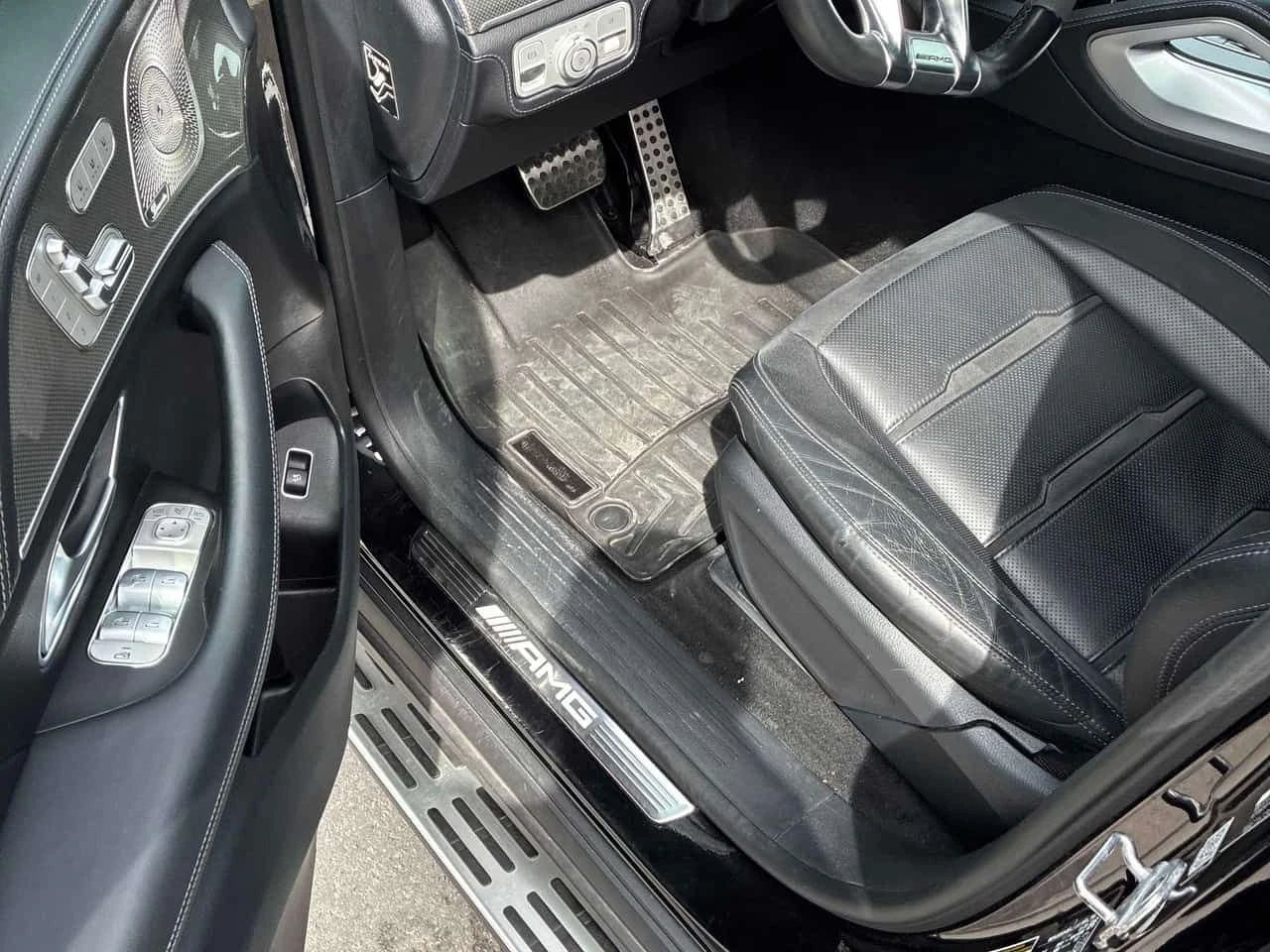 Mercedes-Benz GLE * AMG 53 * CARFAX * ОПЦИЯ ЗА ФИНАНСИРАНЕ, снимка 5 - Автомобили и джипове - 55040244