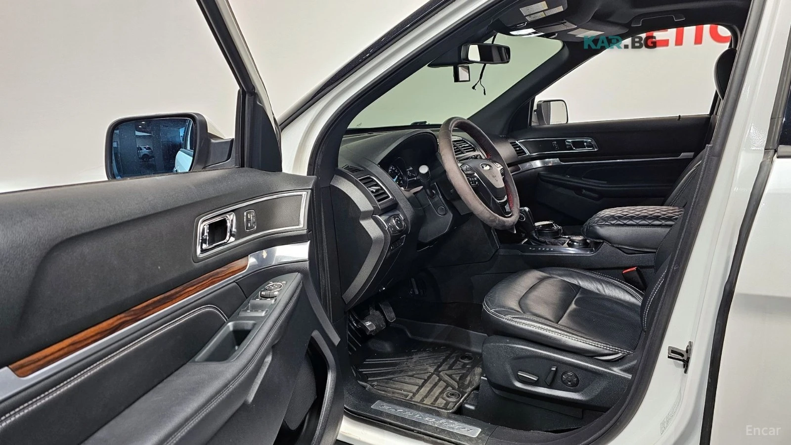 Ford Explorer * LIMITED* ПАНО* KEYLESS* Camera* ПОДГРЕВ* , снимка 10 - Автомобили и джипове - 55102376