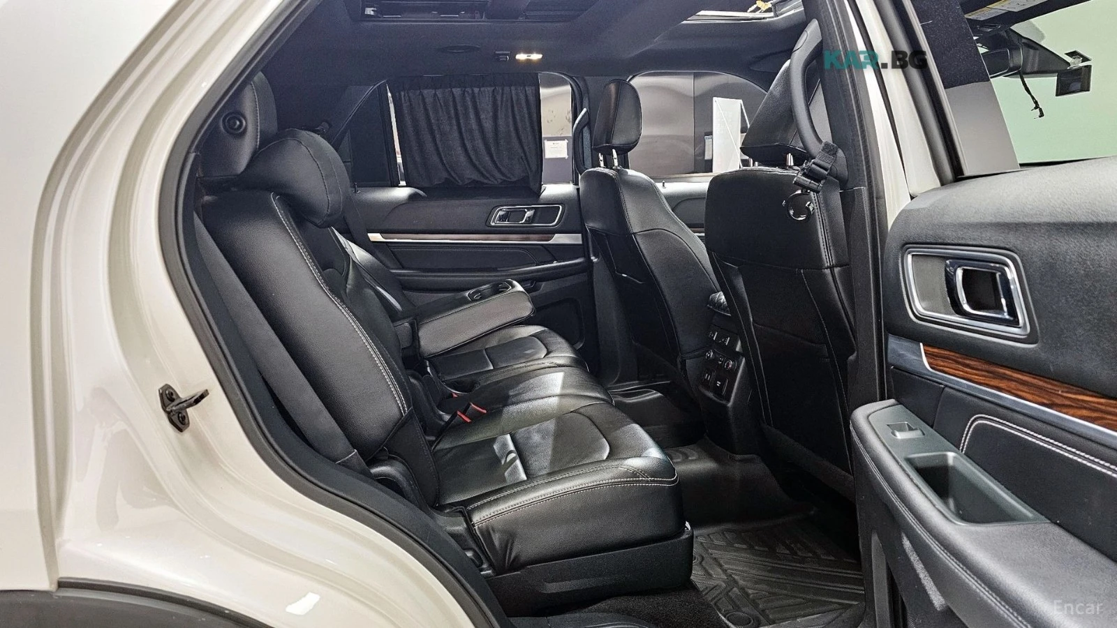 Ford Explorer * LIMITED* ПАНО* KEYLESS* Camera* ПОДГРЕВ* , снимка 11 - Автомобили и джипове - 55102376