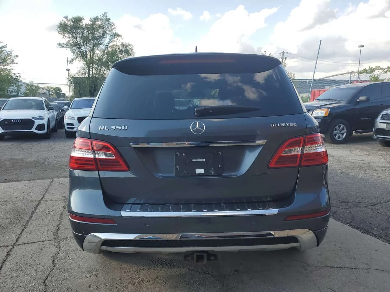 Mercedes-Benz ML 350 BlueTEC/ПОДГРЕВИ/360 КАМЕРИ/ПАНОРАМА, снимка 5 - Автомобили и джипове - 55157193