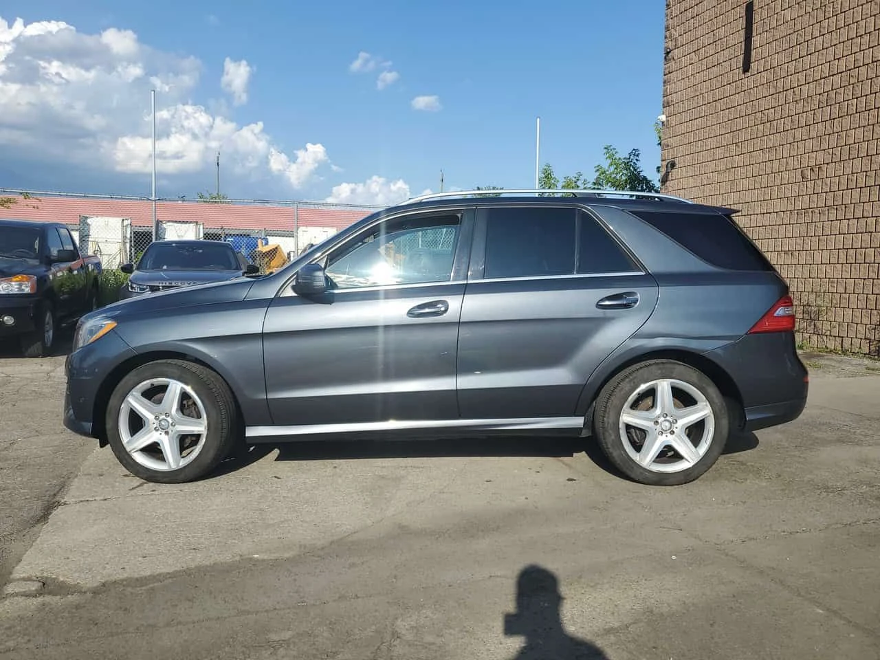 Mercedes-Benz ML 350 BlueTEC/ПОДГРЕВИ/360 КАМЕРИ/ПАНОРАМА, снимка 3 - Автомобили и джипове - 55157193