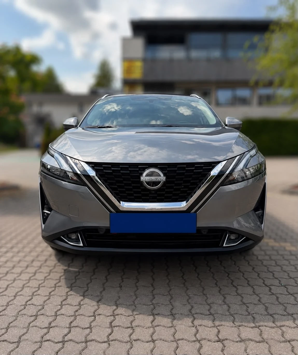 Nissan Qashqai 1.3 MHEV 156HP Xtronic Гаранция до 2029 Пано 360, снимка 2 - Автомобили и джипове - 55589885