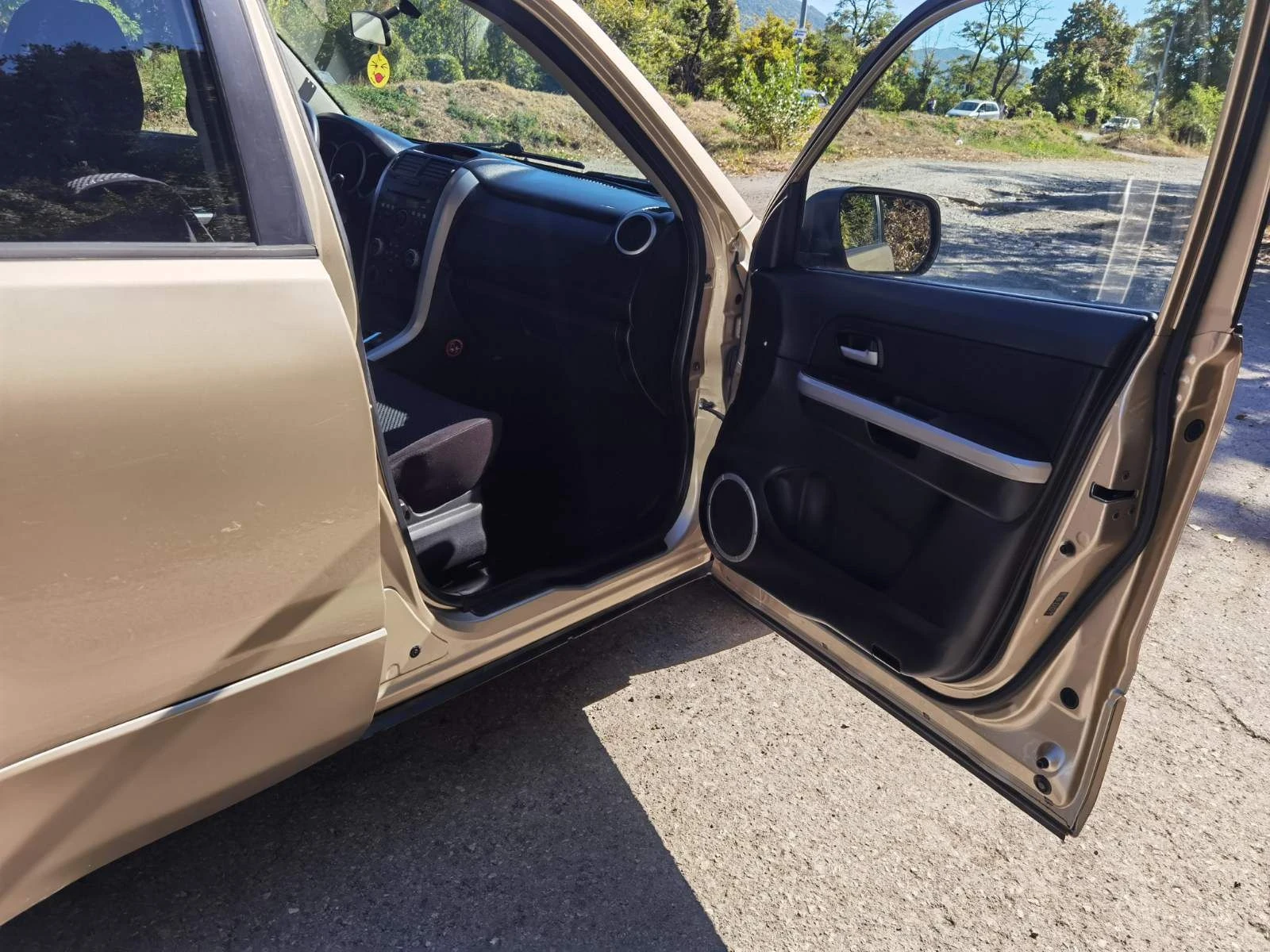 Suzuki Grand vitara Газ , снимка 3 - Автомобили и джипове - 56539125