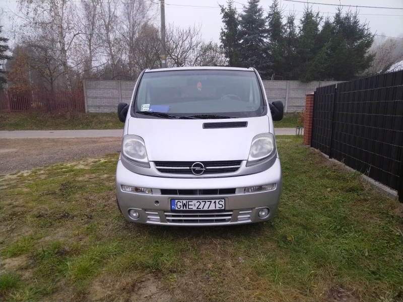 Opel Vivaro, снимка 1 - Бусове и автобуси - 47966624