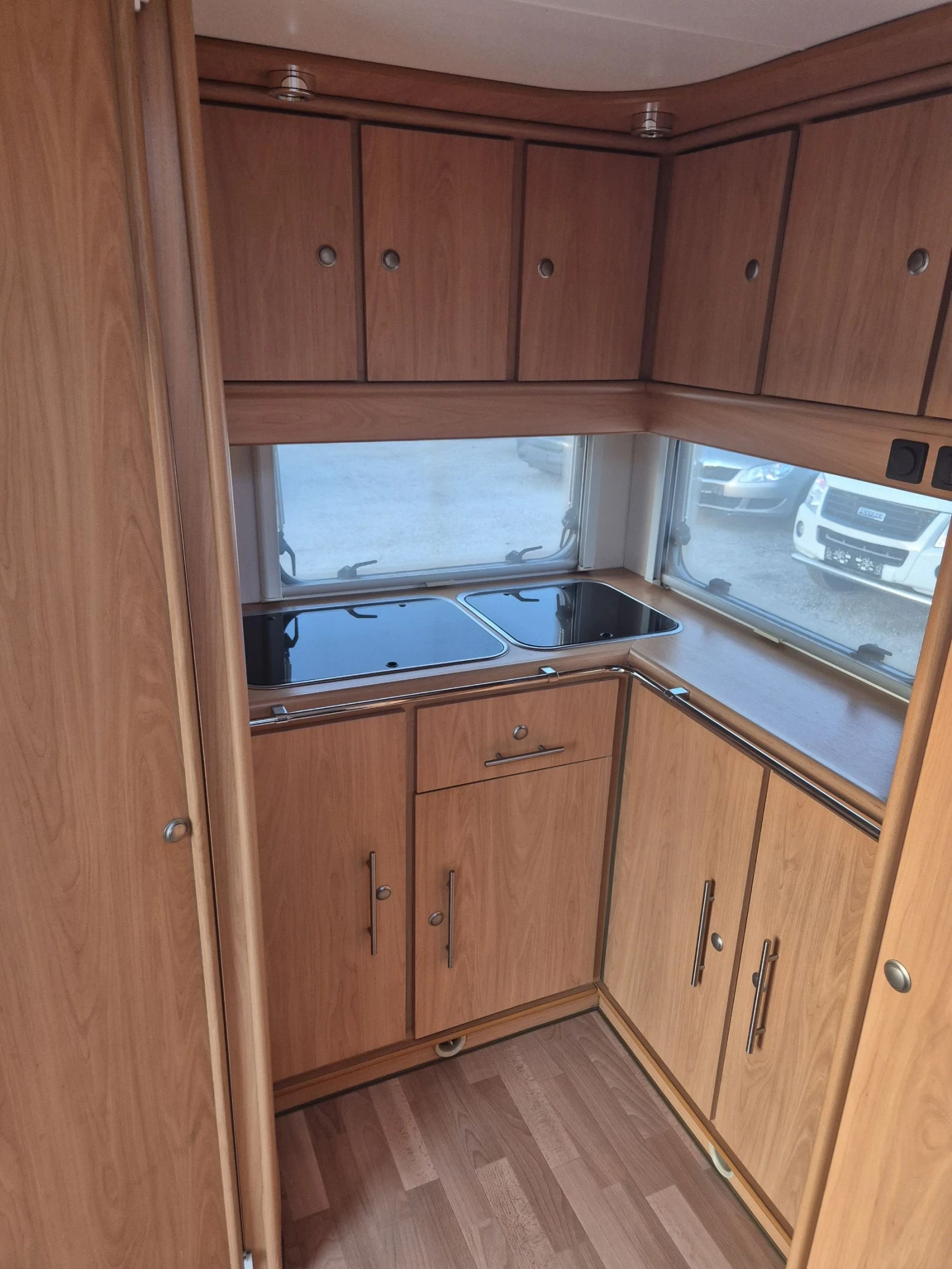  Burstner 395 EKT   | Mobile.bg   13