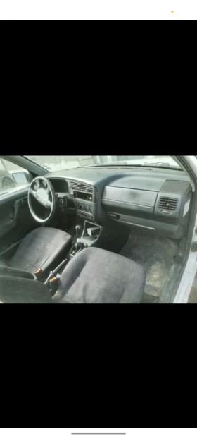 VW Golf 1.9 tdi , снимка 3