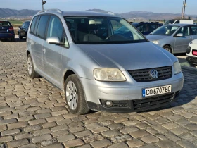 VW Touran 2.0TDI 140кс АВТОМАТИК ВСИЧКО ПЛАТЕНО, снимка 3