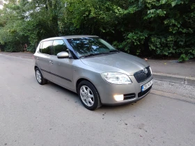 Skoda Fabia 1.6i, снимка 2