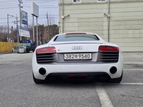 Audi R8 5.2 V10 Coupe| 525к.с., снимка 2