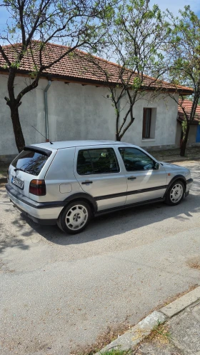 Обява за продажба на VW Golf 2.0 GTI EDITION ГАЗ/БЕНЗИН ~3 300 лв. - изображение 2