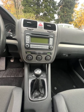 VW Golf 1.9tdi/105кс/6 скорости/4х4  - 7300 лв. / 3732.43 € - 37374673 10