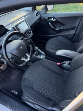 Peugeot 208 1.2 Allure Start/Stop, снимка 6