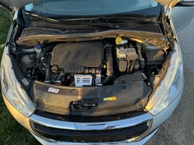 Peugeot 208 1.2 Allure Start/Stop, снимка 13