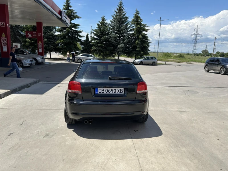 Audi A3 2.0 fsi, снимка 10 - Автомобили и джипове - 47492028