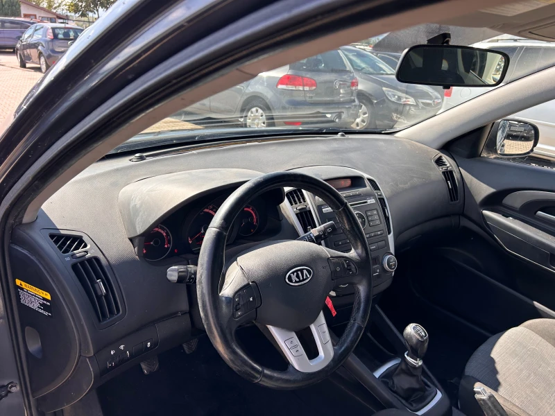 Kia Ceed 1.4 GAZ EURO 5, снимка 11 - Автомобили и джипове - 47967149