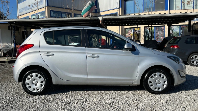 Hyundai I20  1.2 EURO 5, снимка 6 - Автомобили и джипове - 49088900