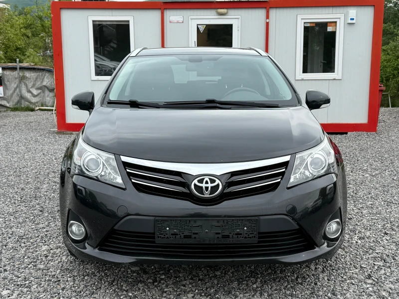 Toyota Avensis Facelift2014г. 2.0 D-4D(124 кс)Кожа/Подгрев/Камера, снимка 2 - Автомобили и джипове - 50049804