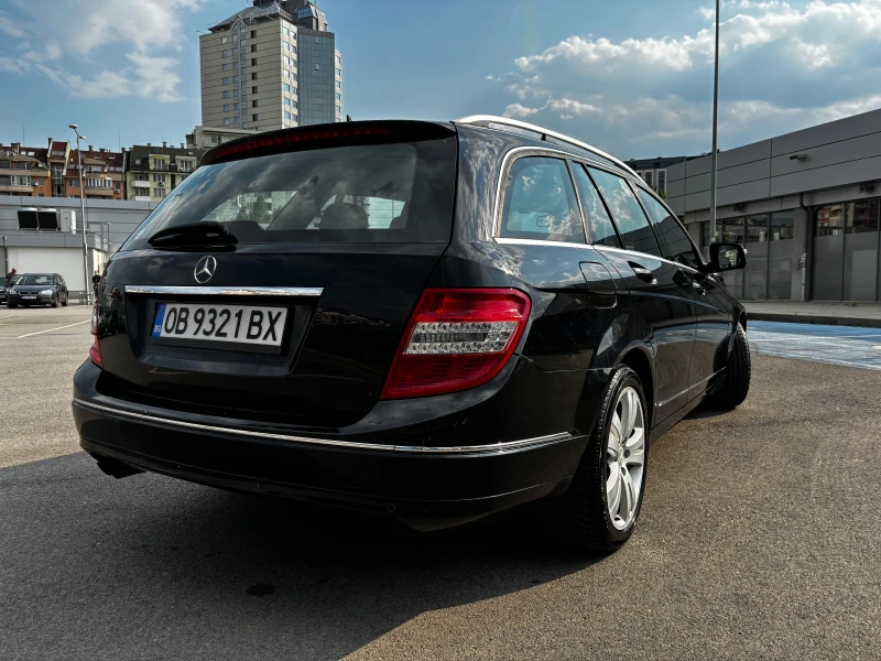 Mercedes-Benz C 200 Avangarde, снимка 3 - Автомобили и джипове - 52540579