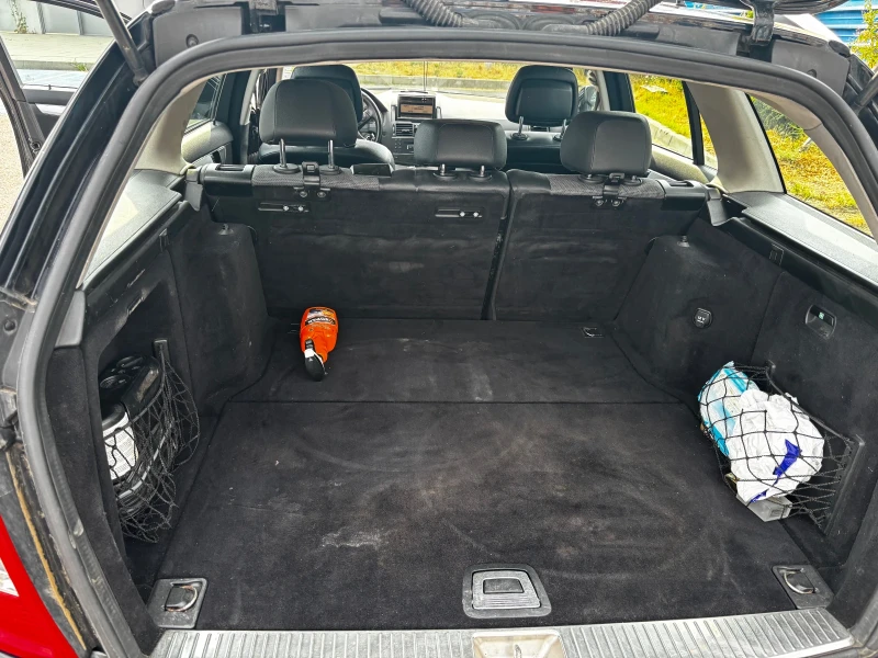 Mercedes-Benz C 200 Avangarde, снимка 12 - Автомобили и джипове - 52540579