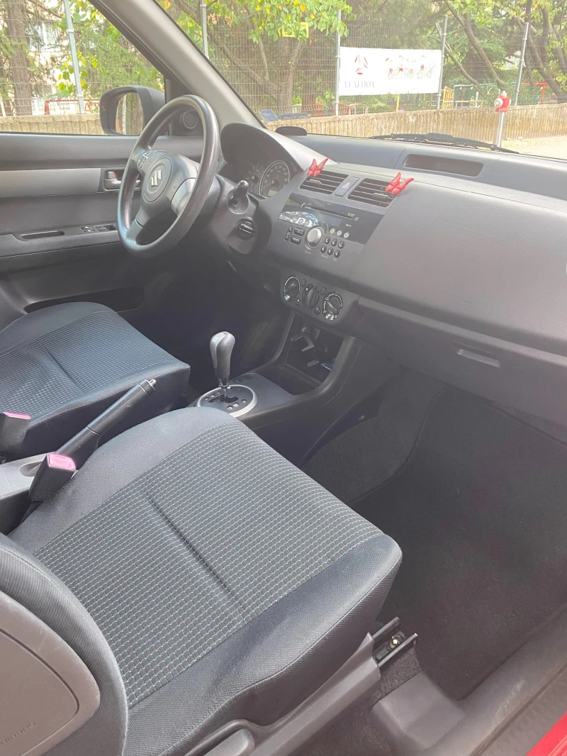 Suzuki Swift, снимка 9 - Автомобили и джипове - 51433460