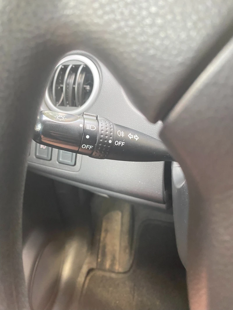 Suzuki Swift, снимка 13 - Автомобили и джипове - 51433460