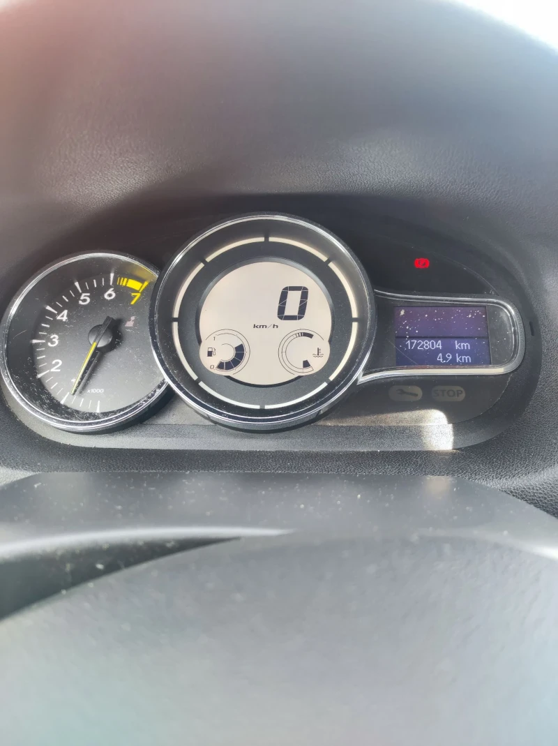 Renault Megane, снимка 10 - Автомобили и джипове - 51710375