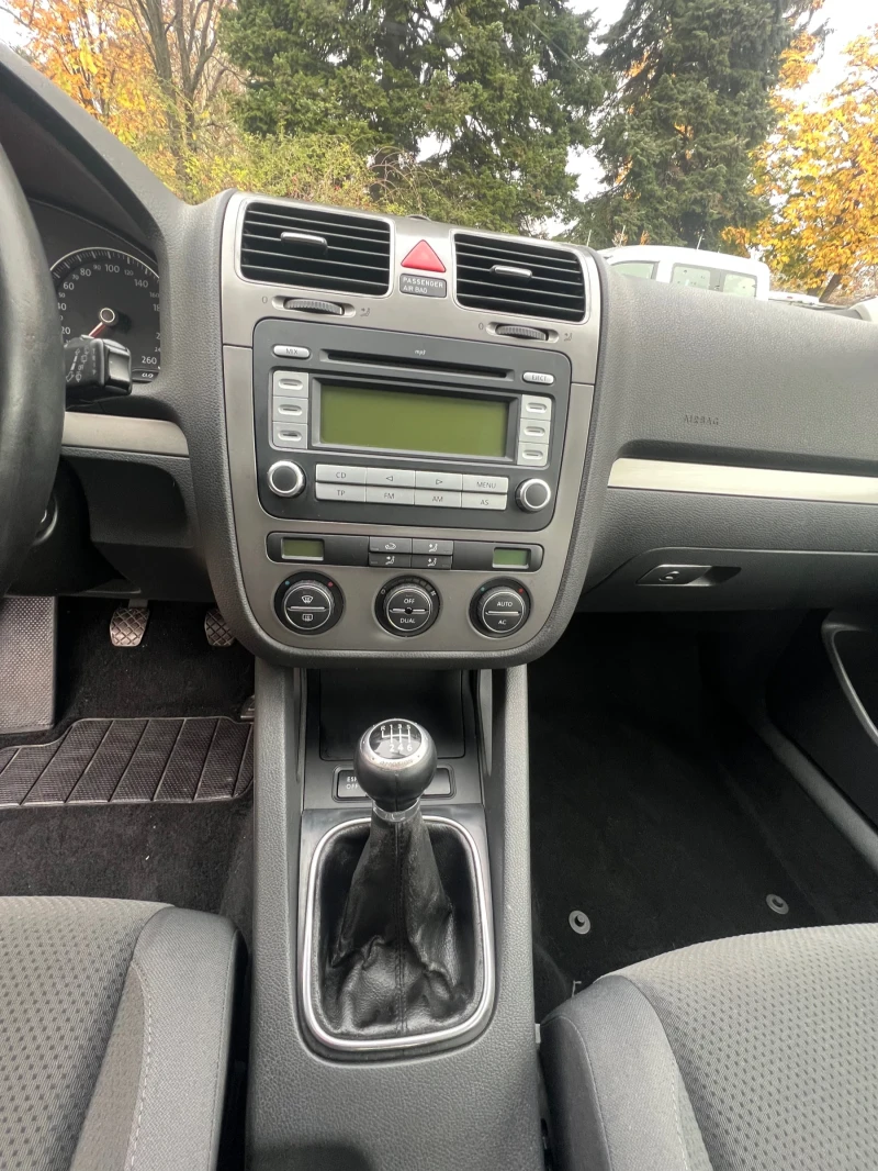 VW Golf 1.9tdi/105кс/6 скорости/4х4 , снимка 10 - Автомобили и джипове - 52502813