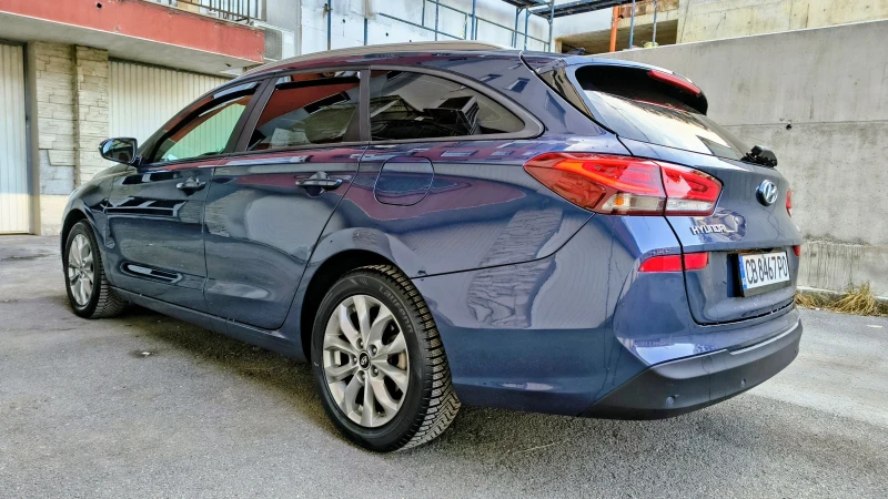 Hyundai I30 1.6 CRDI 110hp EURO 6B, снимка 2 - Автомобили и джипове - 53141739