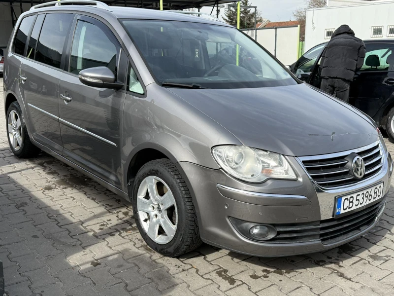 VW Touran TSI, снимка 3 - Автомобили и джипове - 53537654