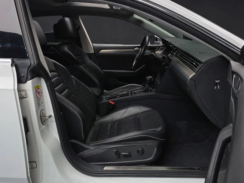 VW Arteon 2.0 TDI Prestige| 150к.с.| ВКЛ.ТЕХНОТЕСТ, снимка 11 - Автомобили и джипове - 55232058