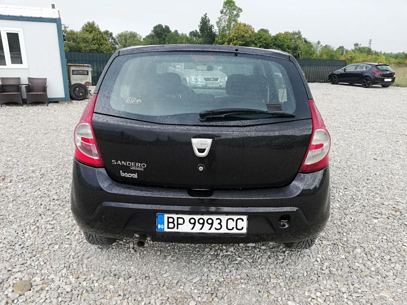 Dacia Sandero 1.4i klima gaz - изображение 5