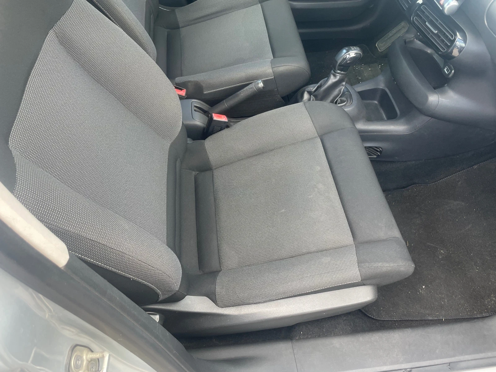 Citroen C4 Cactus 1.6D LED EURO6B, снимка 12 - Автомобили и джипове - 51351048