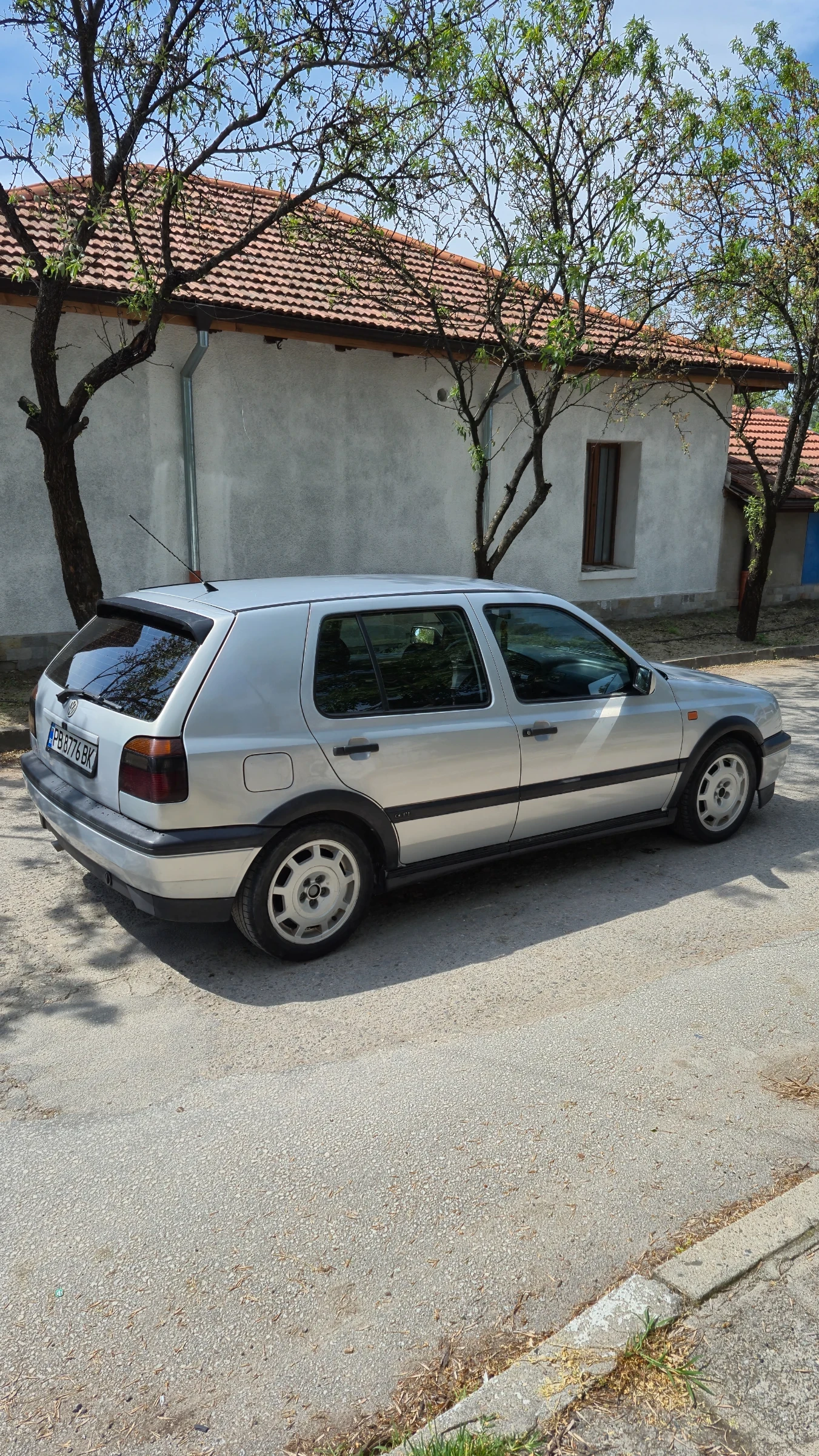 VW Golf 2.0 GTI EDITION ГАЗ/БЕНЗИН - изображение 3