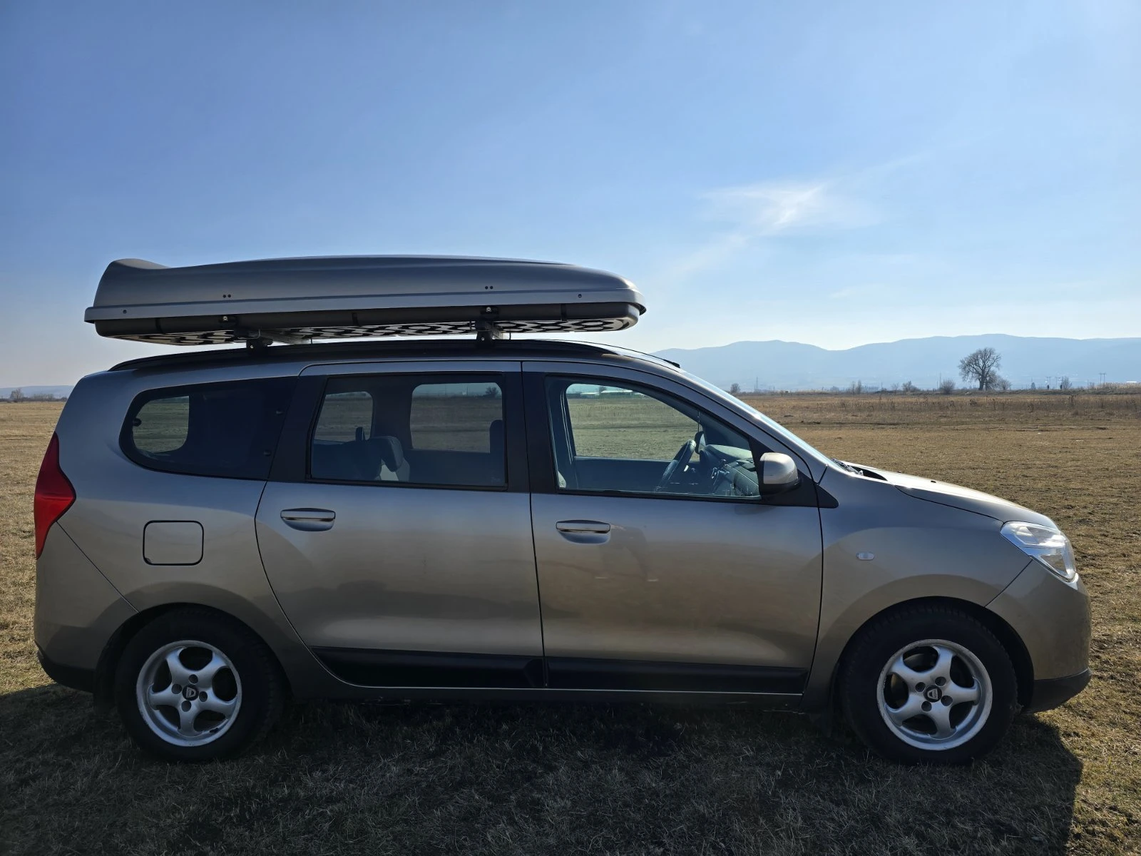 Dacia Lodgy  - изображение 2