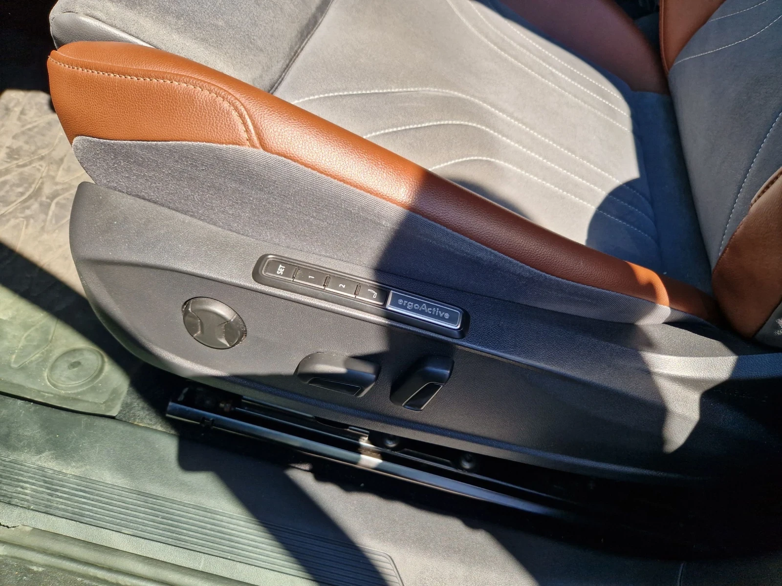 VW ID.4 1st/150KW/78kwh/360/HEAD-UP/FULL-OPTION/ - изображение 9