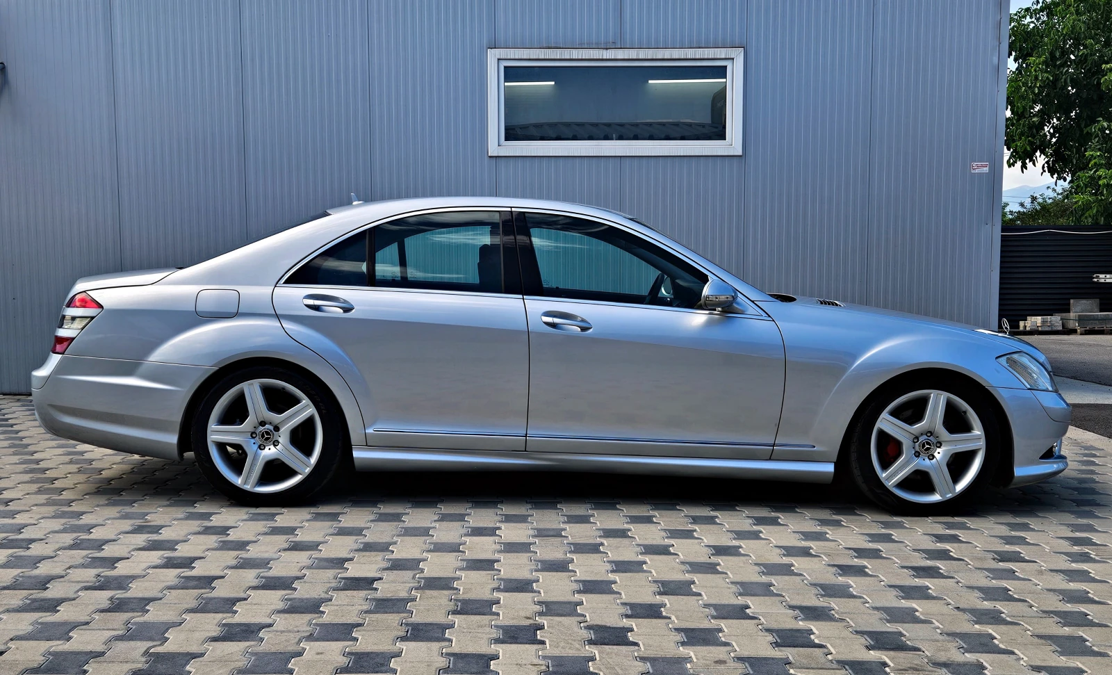 Mercedes-Benz S 320 6.3AMG/4M/TVx3/DISTR/NIGHT/ВАКУМ/HARMAN/CAMERA/LIZ - изображение 4