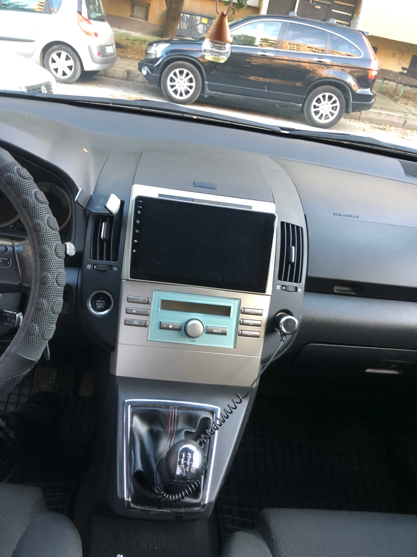 Toyota Corolla verso  - изображение 8