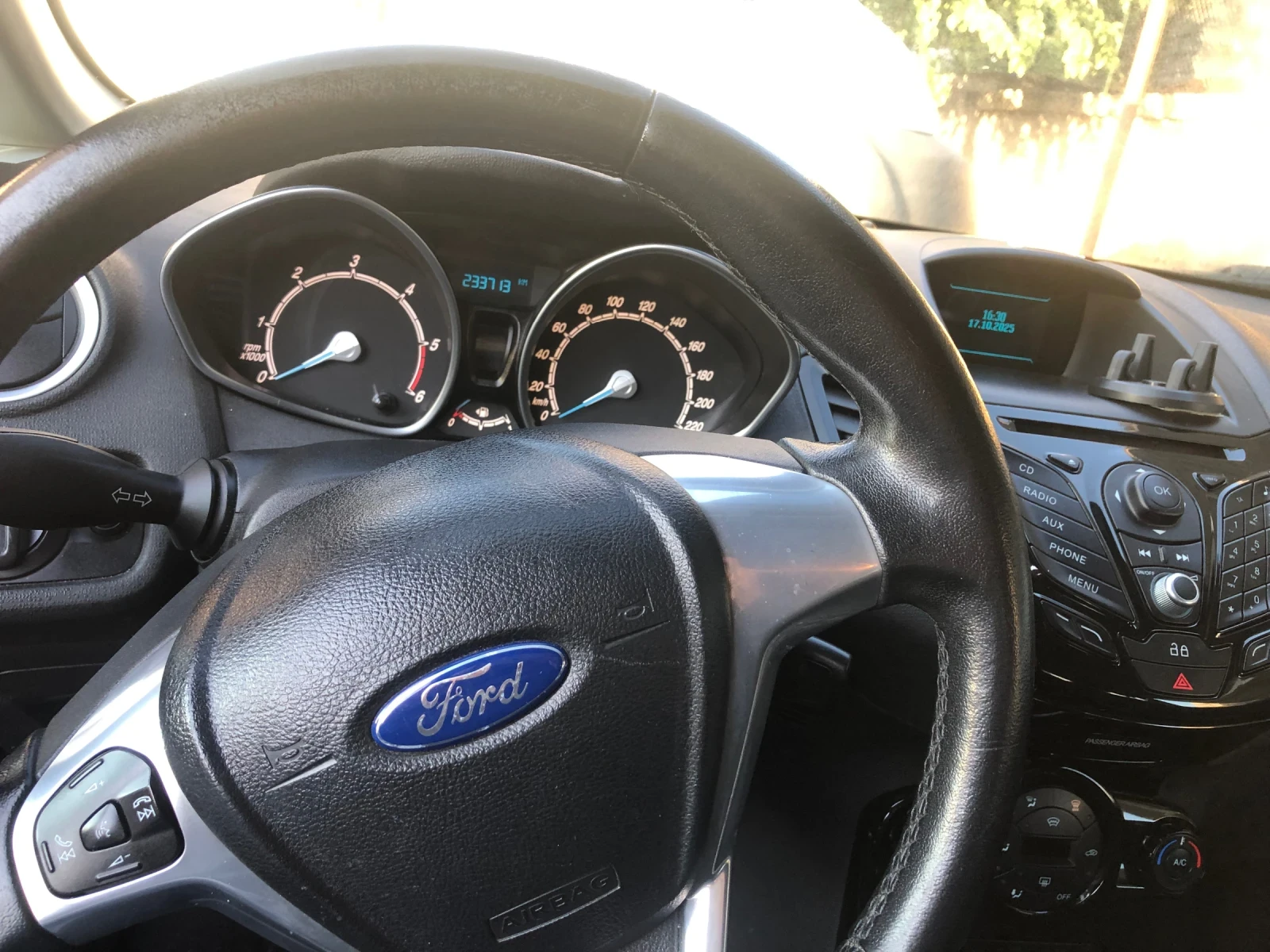 Ford Fiesta 1.6 DTCI | Mobile.bg — изображение 15