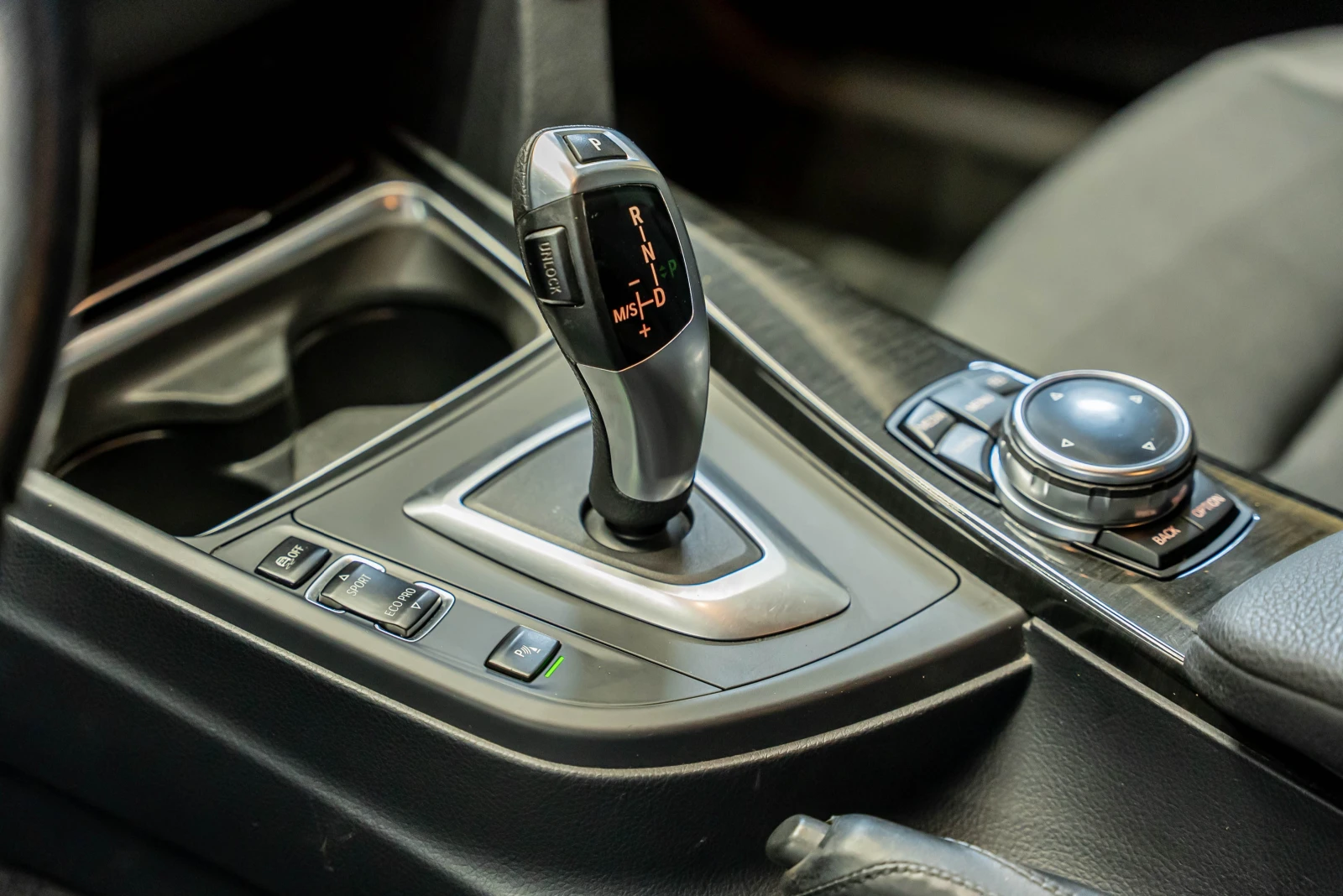 BMW 320 d xDrive | Mobile.bg   8