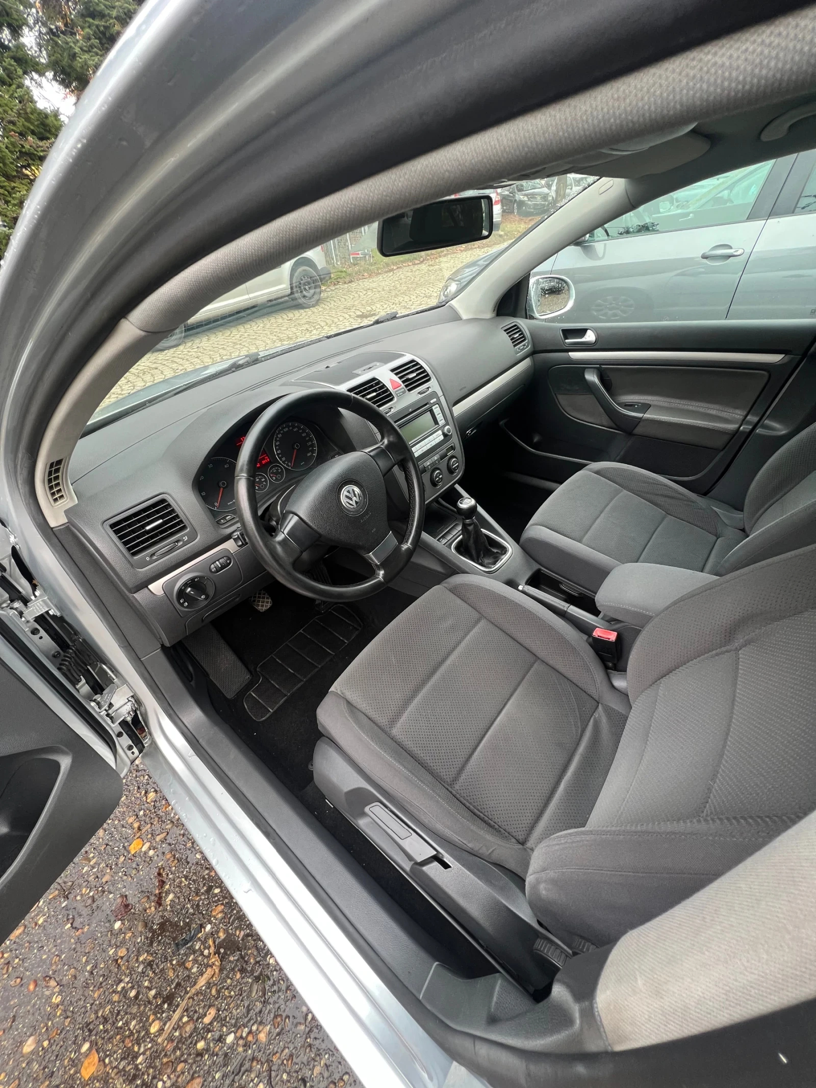 VW Golf 1.9tdi/105кс/6 скорости/4х4  - изображение 9