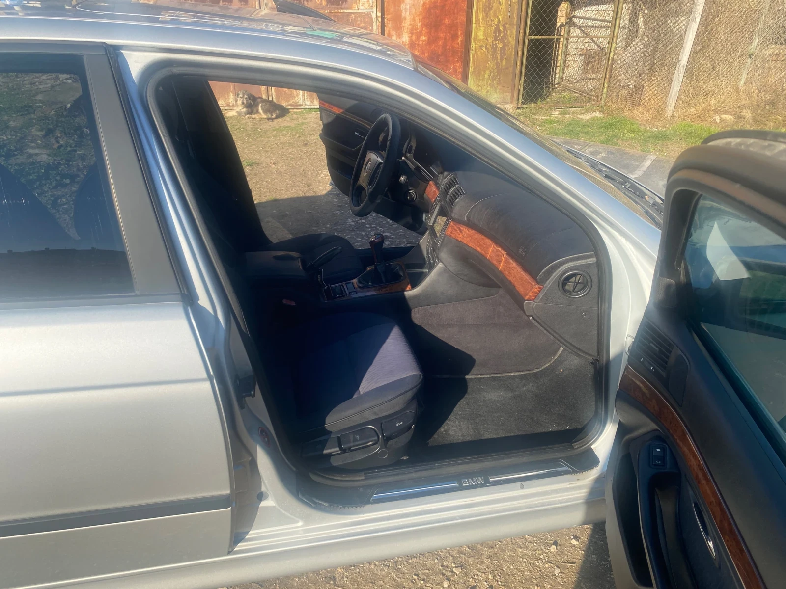 BMW 523 E39 - изображение 10