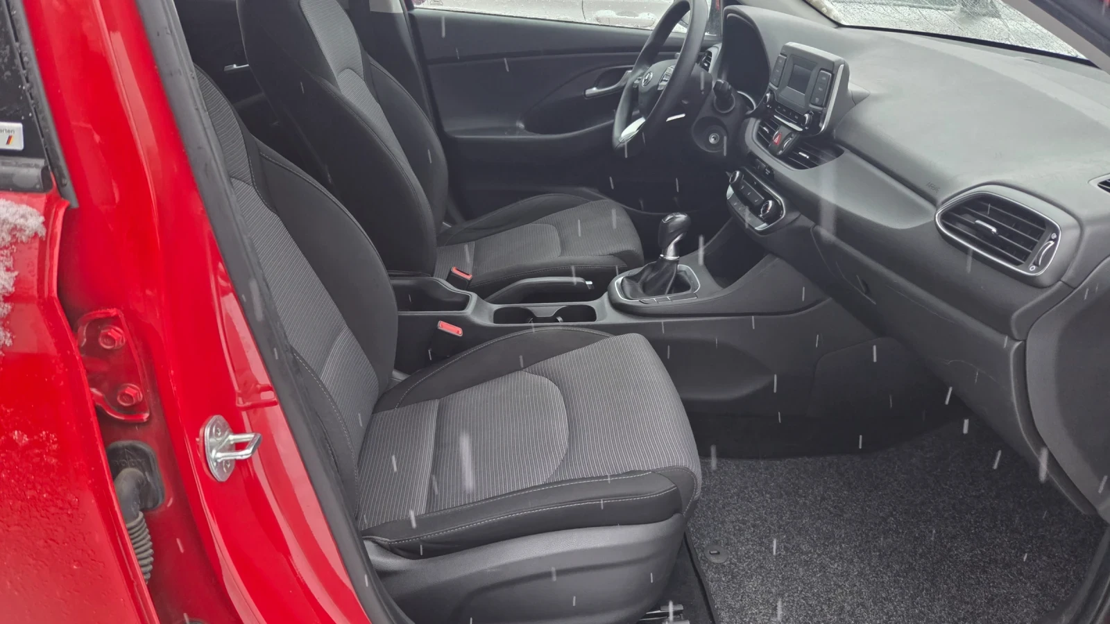 Hyundai I30 1.5. DPI комби - изображение 7