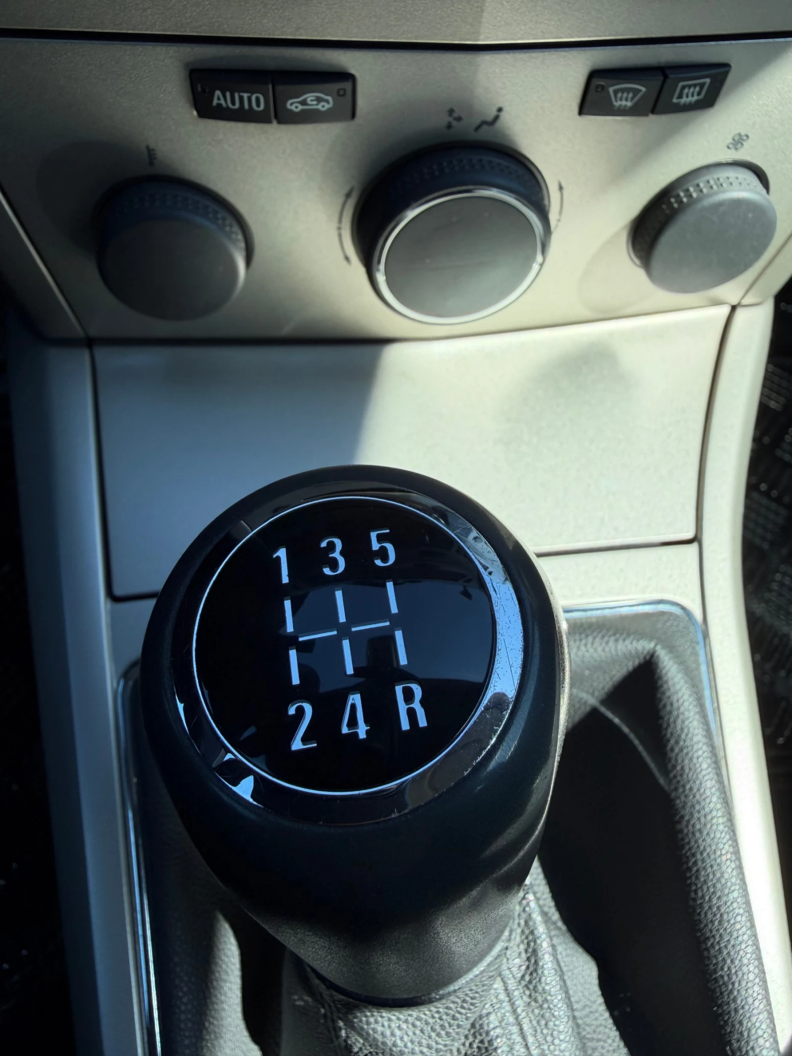 Opel Astra H (facelift), снимка 12 - Автомобили и джипове - 54125274