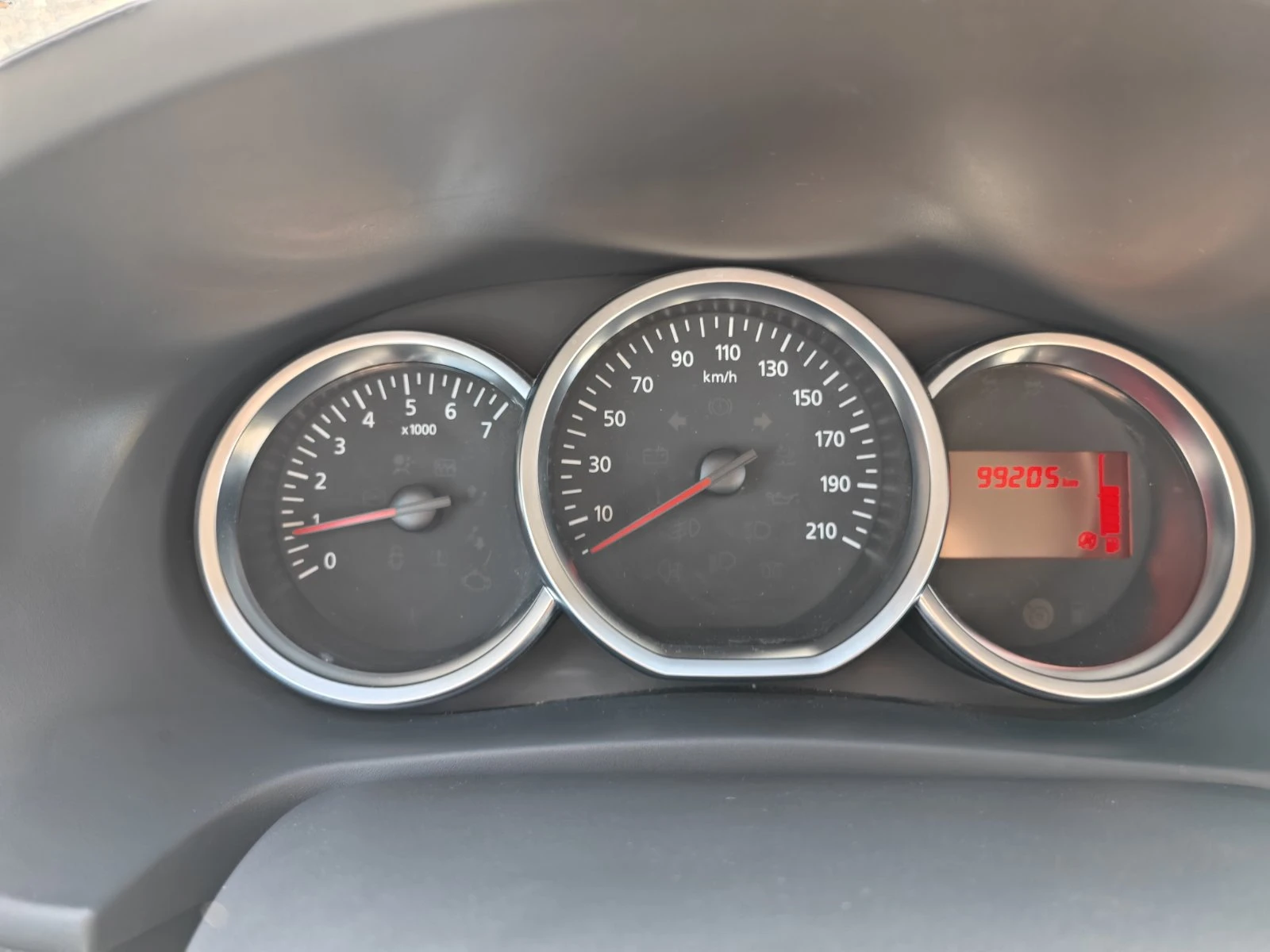 Dacia Sandero 1.5blueDCi/95k.c./Stepway, снимка 17 - Автомобили и джипове - 54136604