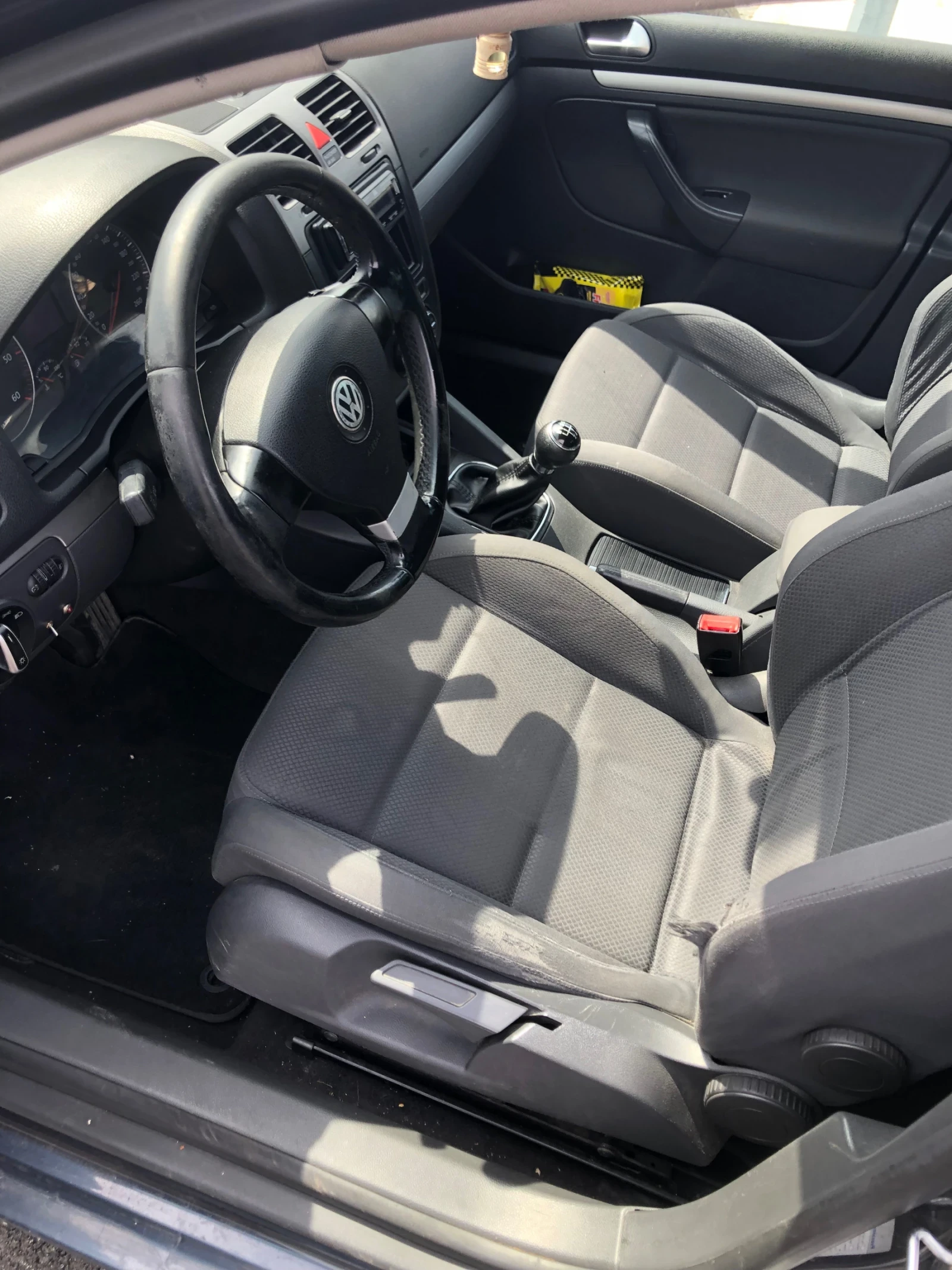 VW Golf, снимка 5 - Автомобили и джипове - 54180302
