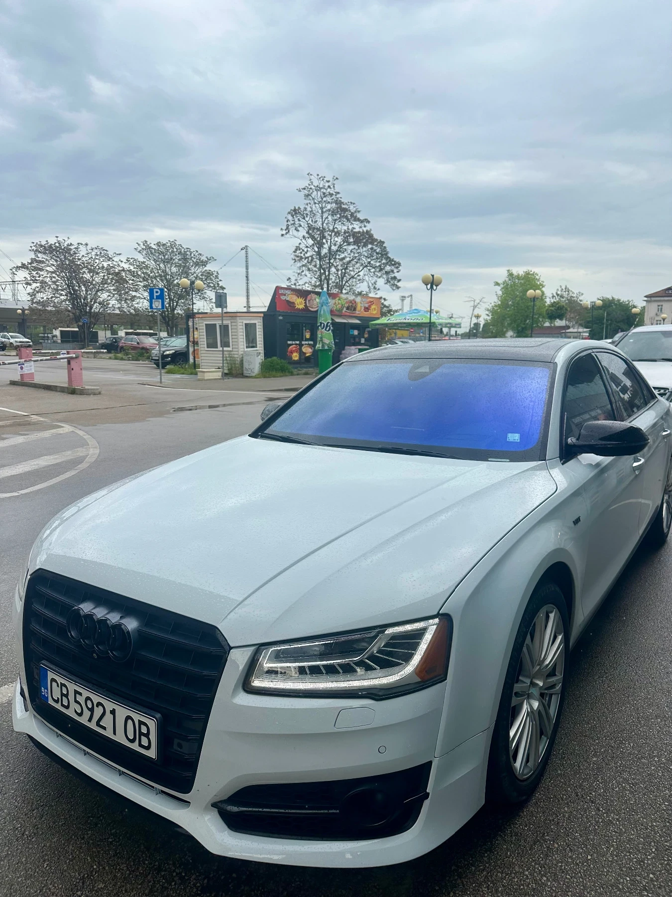 Audi A8 LONG 4.0TFSI 146700км., снимка 3 - Автомобили и джипове - 54419725